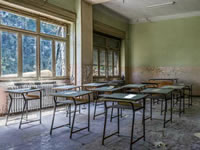 Abandoned Schoolhouse Escape